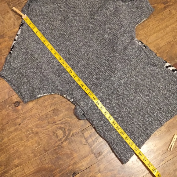 Old Navy black white gray cardigan sweater - Picture 4 of 7